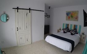 Casa Mixa con decoración estilo industrial